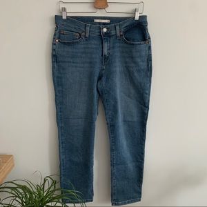 Levi’s Boyfriend Fit Jeans-GUC